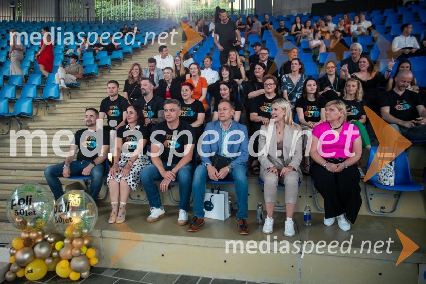  Hrvoje Filipčić, direktor marketinga, Perutnina Ptuj Group;  Barbara Stopinšek, vodja blagovne znamke Poli v Skupini Perutnina Ptuj;  David Visenjak, direktor trženja, Perutnina Ptuj d. d.;  Bruno  Sedevčič, Slowatch;  ... ;  Lucija Medved, Zavarovalnica Sava33. SOF, podelitev nagrad