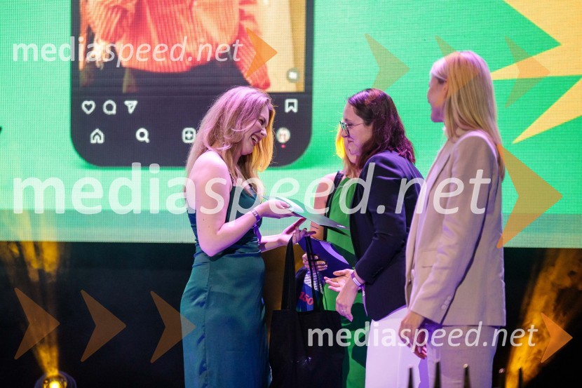  Ivona Repše;  Medeja Kraševec, kreativna direktorica, Luna \TBWA33. SOF, podelitev nagrad