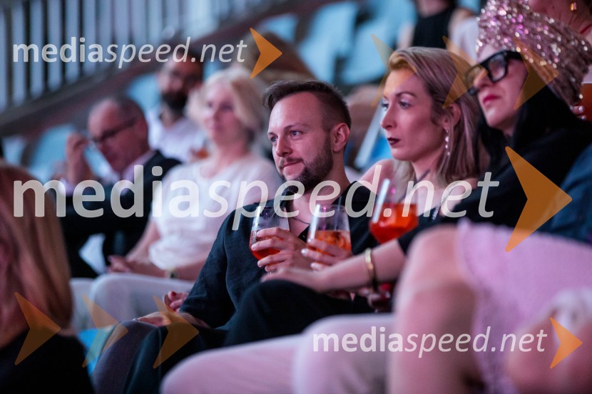  Nejc Kovačič, MGML;  Zala Maček, DROM agency33. SOF, podelitev nagrad