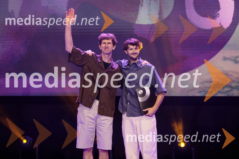  Matic Zavodnik, Diskont films;  Rok Berglez, Diskont films33. SOF, podelitev nagrad