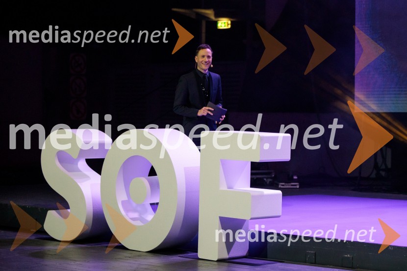  Klemen Slakonja, igralec, komik in TV voditelj33. SOF, podelitev nagrad