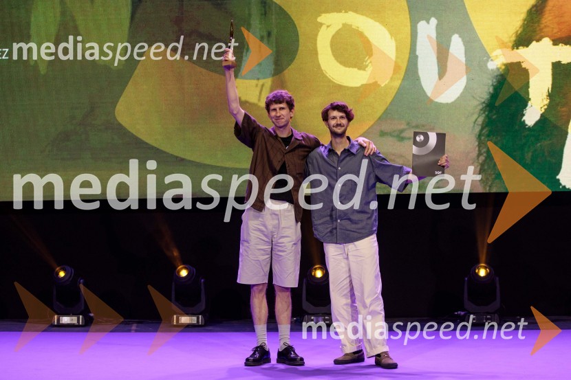  Matic Zavodnik, Diskont films;  Rok Berglez, Diskont films33. SOF, podelitev nagrad