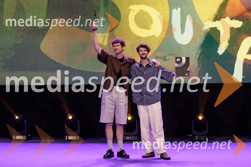  Matic Zavodnik, Diskont films;  Rok Berglez, Diskont films33. SOF, podelitev nagrad