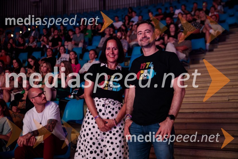  Barbara Stopinšek, vodja blagovne znamke Poli v Skupini Perutnina Ptuj;  Hrvoje Filipčić, direktor marketinga, Perutnina Ptuj Group33. SOF, podelitev nagrad