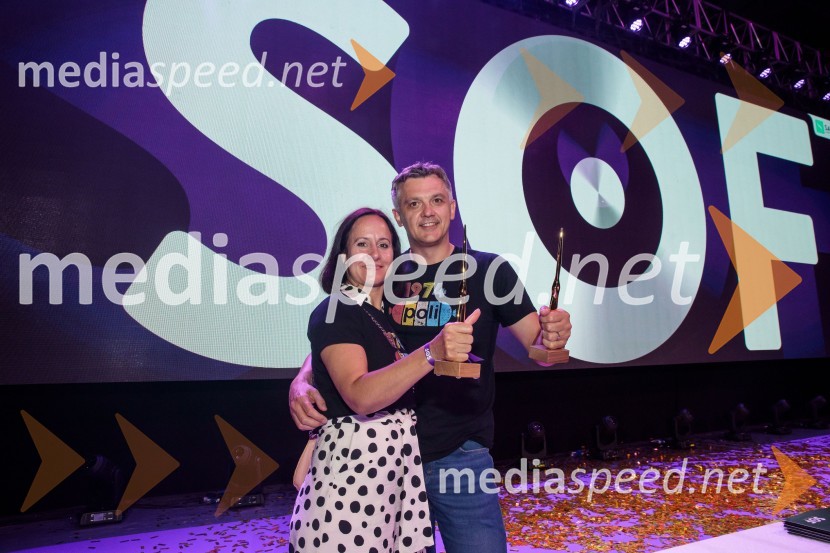  Barbara Stopinšek, vodja blagovne znamke Poli v Skupini Perutnina Ptuj;  David Visenjak, direktor trženja, Perutnina Ptuj d. d.33. SOF, podelitev nagrad