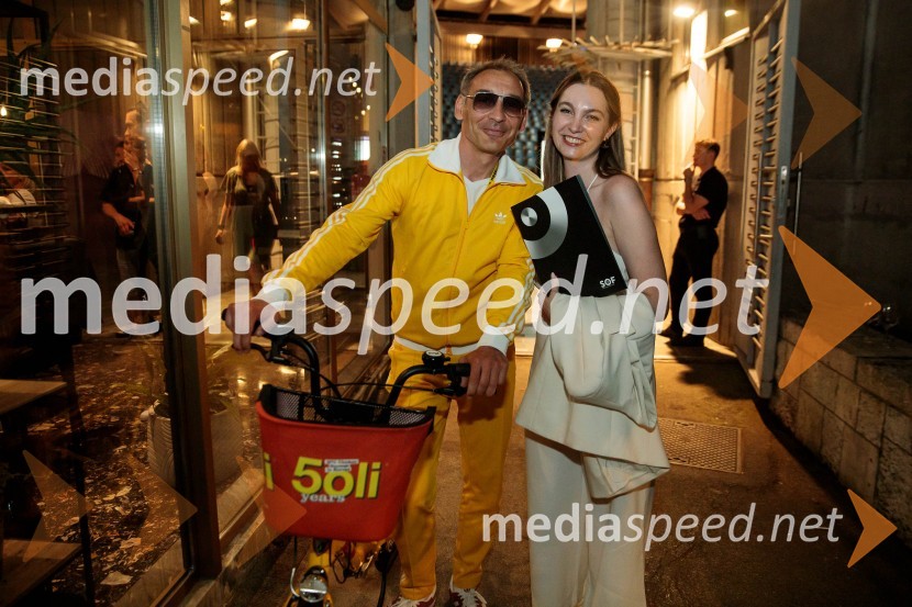  Tadej Toš, stand up komik;  ... 33. SOF, podelitev nagrad