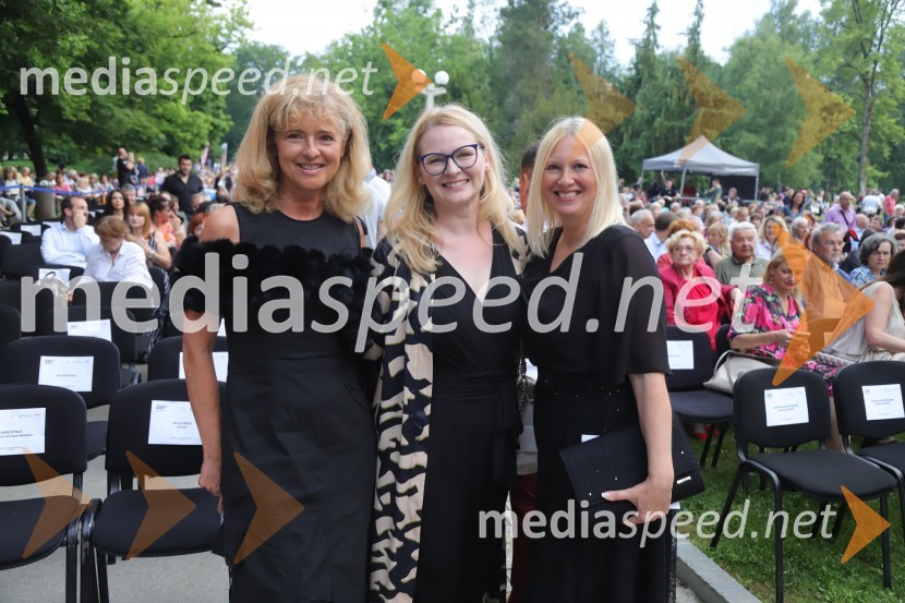 Operna noč na promenadi Mestnega parka