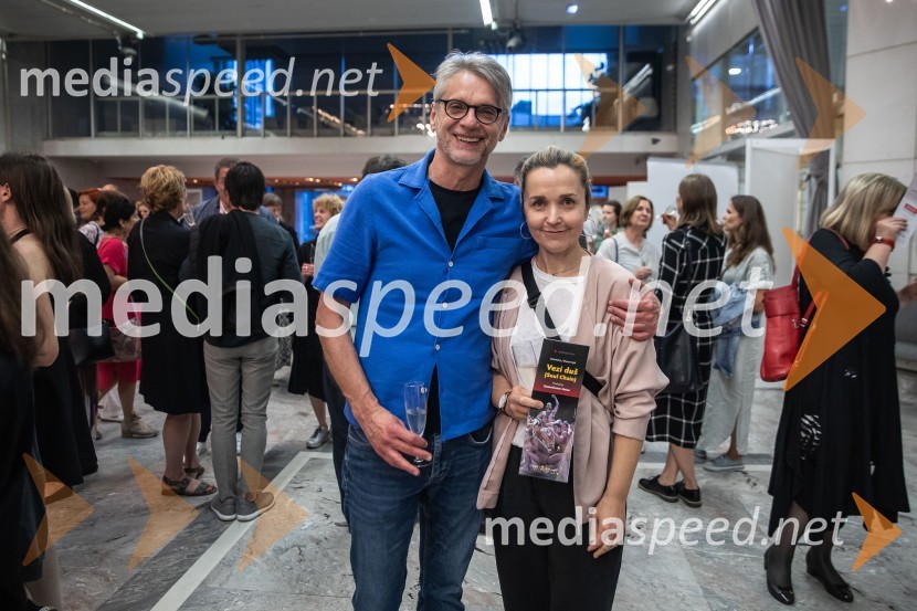  Primož Ekart, igralec, režiser;  Maja Kunšič, igralkaVezi duš, plesna predstava v Cankarjevem domu