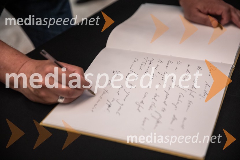 Vezi duš, plesna predstava v Cankarjevem domu