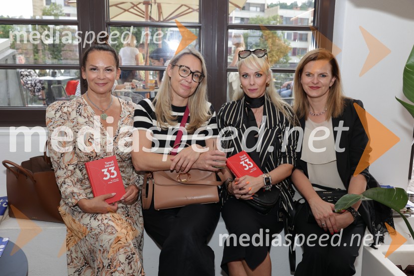  Pika  Zrim, urednica spletnega portala citylife.si in modna vplivnica;  Andreja  Freyer, novinarka;  Pia Pustovrh, voditeljica;  Nina Uršič Knep, organizatorka prireditev, lastnica licence Mister SlovenijePredstavitev knjige: 33, avtorja Tomaža Miheliča