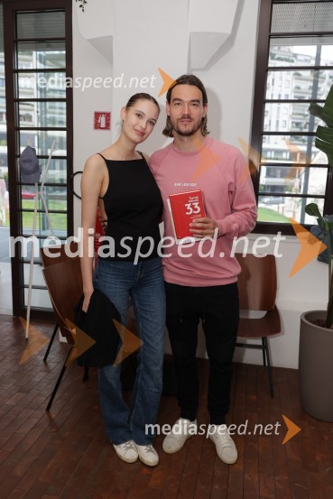  Pia Bernjak;  Rene  Krhin, nogometašPredstavitev knjige: 33, avtorja Tomaža Miheliča