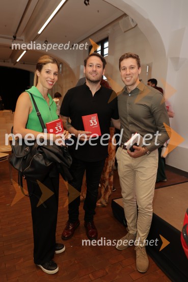  Lea Mederal, voditeljica;  Anže Langus Petrovič, basist;  Sašo  Avsenik, glasbenikPredstavitev knjige: 33, avtorja Tomaža Miheliča