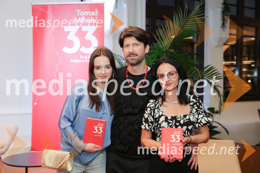  Lana Krizmanič;  Tomaž Mihelič - Marlenna, član skupine Sestre;  Anita KrizmaničPredstavitev knjige: 33, avtorja Tomaža Miheliča