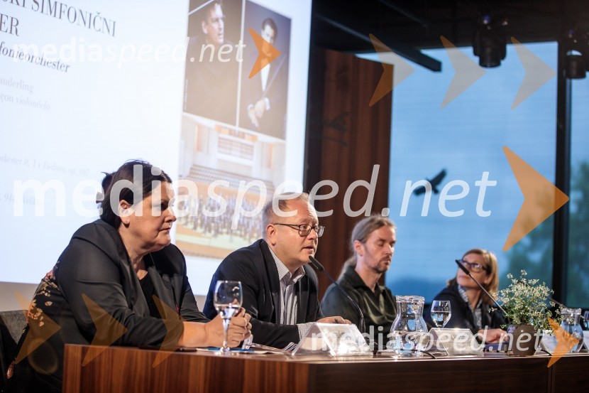  Uršula Cetinski, generalna direktorica, Cankarjev dom; mag. Aleš Drenik, vodja programa resne glasbe, opere in balet, Cankarjev dom;  Andrej Jaklič, vodja gledališkega in sodobnoplesnega programa CDPredstavitev Zlatega in Srebrnega abonmaja ter abonmaja Veličastni 2024/25, Cankarjev dom