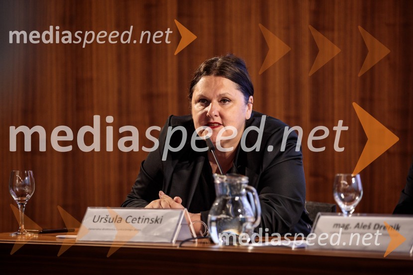  Uršula Cetinski, generalna direktorica, Cankarjev domPredstavitev Zlatega in Srebrnega abonmaja ter abonmaja Veličastni 2024/25, Cankarjev dom