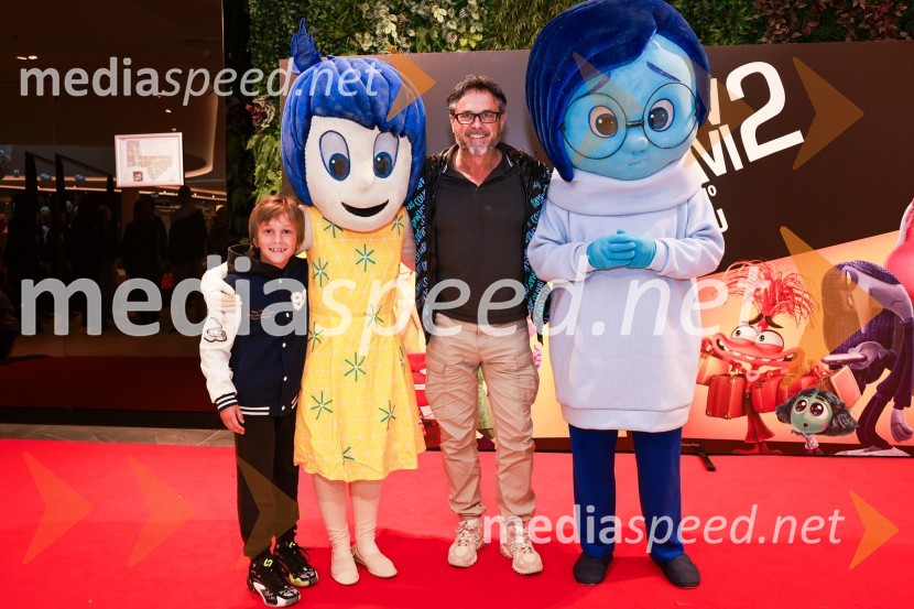  ... ;  Jernej Kuntner, igralecVrvež v moji glavi 2, premiera animiranega filma v Cineplexx Ljubljana