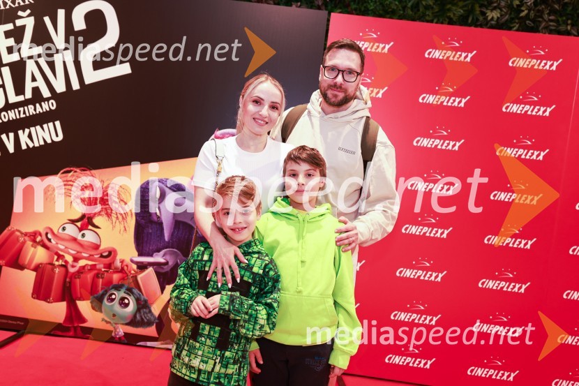  Liam Kristanc;  Ana Žontar Kristanc, kuharica, avtorica knjig;  Timon Kristanc;  Kristijan KristancVrvež v moji glavi 2, premiera animiranega filma v Cineplexx Ljubljana
