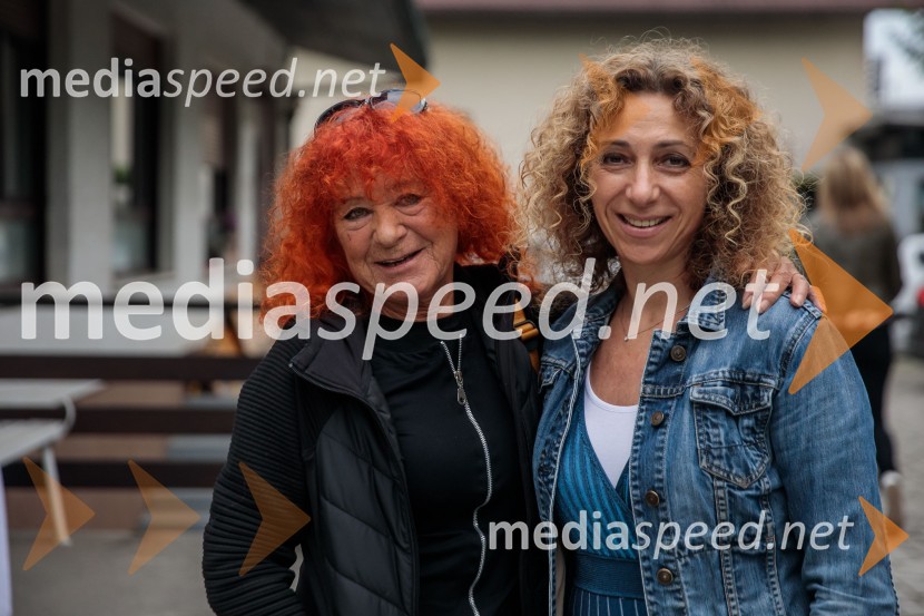  Nataša Pergar, avtorica;  Simona Hana Boc, ustanoviteljica in direktorica, založba ChiaraPraznovanje 18. obletnice založbe Chiara