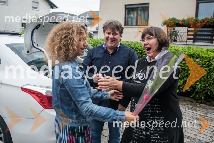  Simona Hana Boc, ustanoviteljica in direktorica, založba Chiara;   Stanislav Benedetič, Best d.o.o.;   Evgenija Benedetič, Best d.o.o.Praznovanje 18. obletnice založbe Chiara