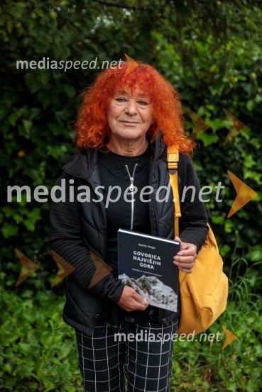  Nataša Pergar, avtoricaPraznovanje 18. obletnice založbe Chiara