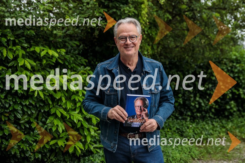  Marko Pavliha, avtor knjige SvetilnikPraznovanje 18. obletnice založbe Chiara