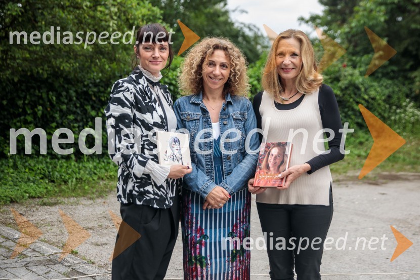  Katjuša Štingl,  PR-ovka, novinarka, pesnica;  Simona Hana Boc, ustanoviteljica in direktorica, založba Chiara;  Neli Vintar, zdravnica, avtorica knjige Jasna potPraznovanje 18. obletnice založbe Chiara