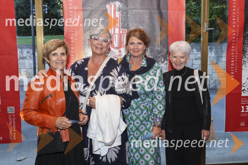  ... ;  Alenka Gregorič, umetnostna zgodovinarka, kustosinja in pisateljica;  ... ;  ... Premiera komedije Pegule avtorja Iztoka Mlakarja