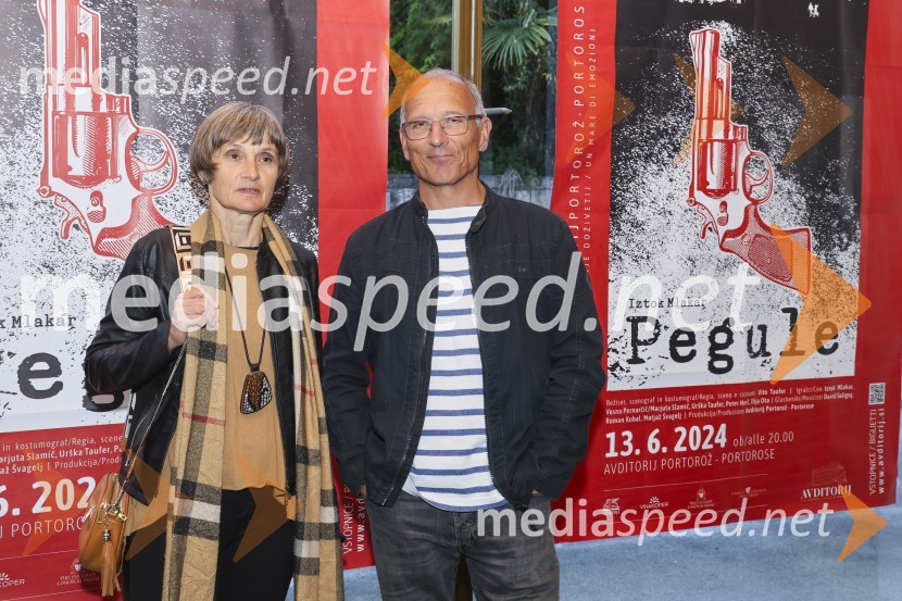 Premiera komedije Pegule avtorja Iztoka Mlakarja