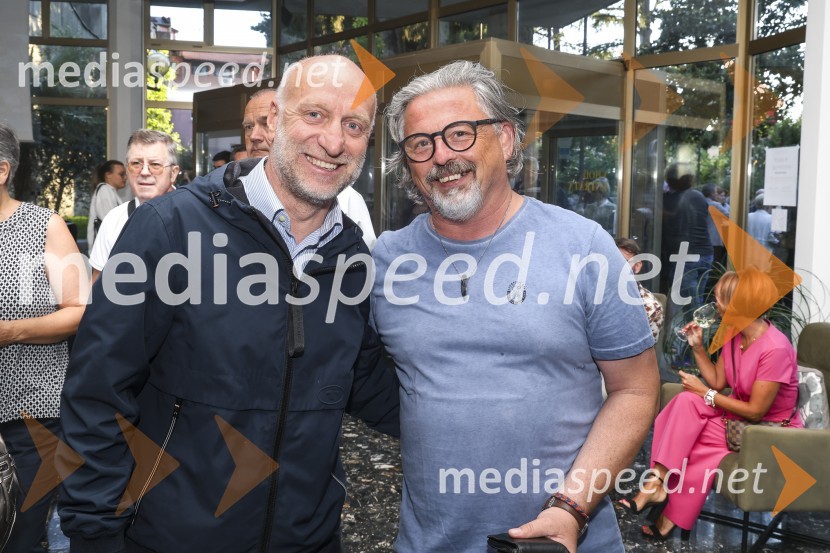  ... ; mag. Neseta Dulaija, direktor, OKOLJE Piran d.o.o.Premiera komedije Pegule avtorja Iztoka Mlakarja