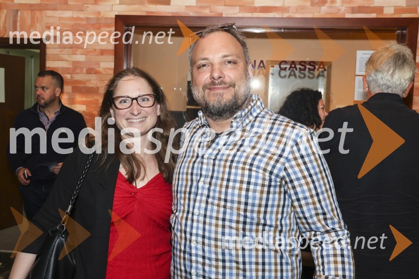 Premiera komedije Pegule avtorja Iztoka Mlakarja