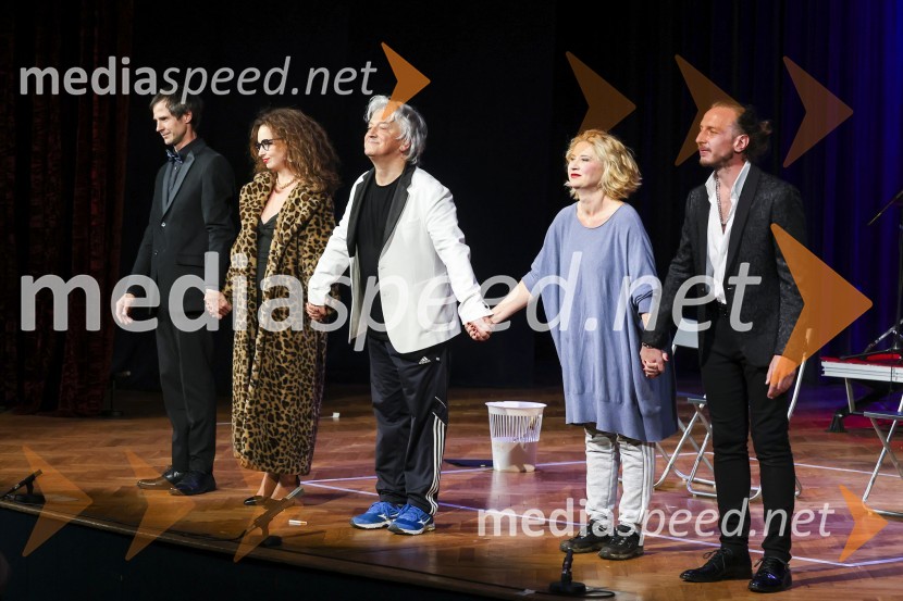  Peter Harl, igralec;  Urška Taufer, igralka;  Iztok Mlakar, kantavtor, gledališki igralec;  Vesna Pernarčič, igralka;  Ilija Ota, igralecPremiera komedije Pegule avtorja Iztoka Mlakarja