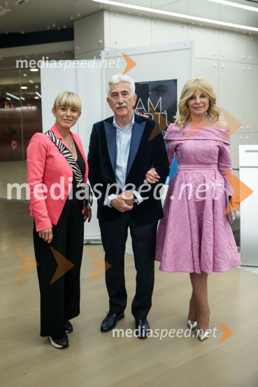  Barbra Jermann, urednica revije Suzy;  Rajko Kotnik, bivši poslovni direktor Cankarjevega doma, dosedanji predsednik Lions kluba Ljubljana Rožnik;  Darja Kuhar Kotnik, soustanoviteljica in podpredsednica Društva za zdravje narodaUrška Centa in Domen Novak s predstavo Tam, v vrtu