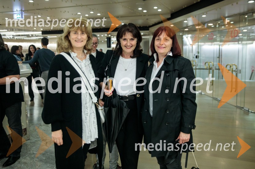  Živa Novak Drolc, odvetnica;  Janja Urbas, prof. ruščine;  Branka Grujičić Pšenica, novinarkaUrška Centa in Domen Novak s predstavo Tam, v vrtu