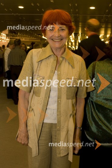 Mojca Senčar, Slovenka leta 2005 ter predsednica Slovenskega združenja za boj proti raku dojkLa Vie en Rose, mednarodni večer šansonov