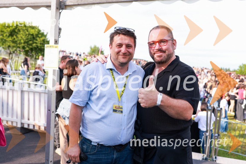  Pavel Magdić, generalni direktor, Dominikanski samostan;  Jaki Jurgec, operni solistEkskluzivni koncert Joker out ob 50-letnici Poli