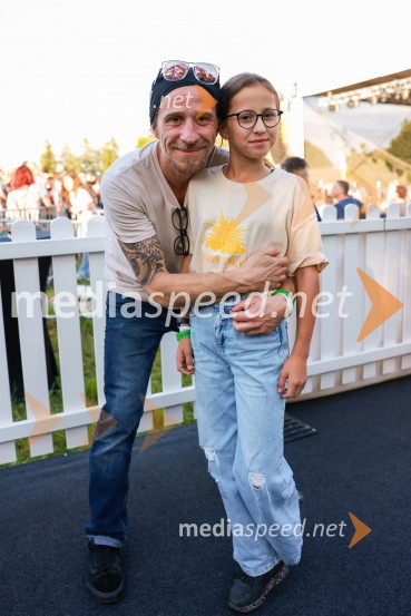  Jernej Šavel, Dubioza Kolektiv;  Katarina ŠavelEkskluzivni koncert Joker out ob 50-letnici Poli