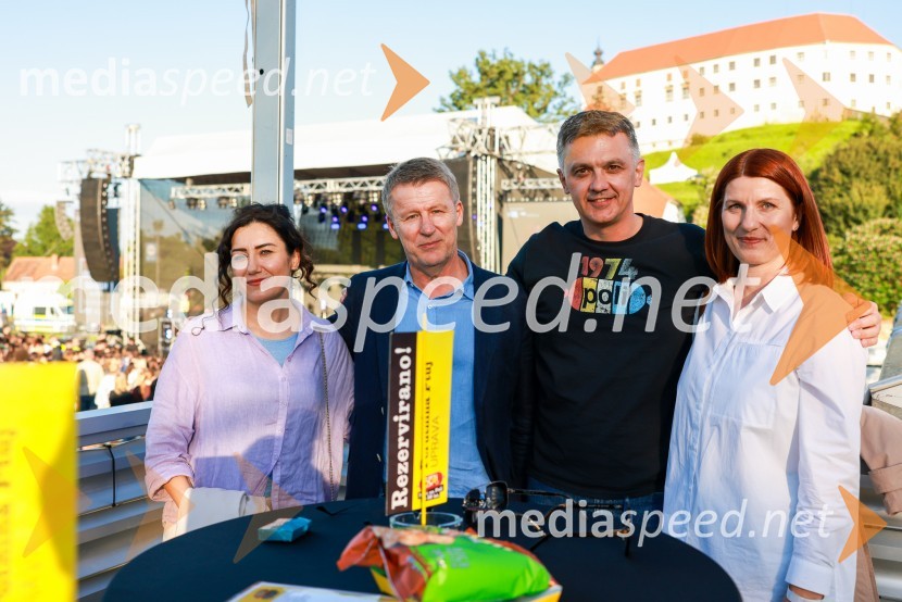  ... ;  Enver Šišić, direktor skupine Perutnina Ptuj, d.o.o.;  David Visenjak, direktor trženja, Perutnina Ptuj d. d.;  ... Ekskluzivni koncert Joker out ob 50-letnici Poli