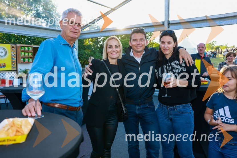  Danilo Toplek;  Nuška Gajšek, županja, Mestna občina Ptuj;  Dejan Levanič, državni sekretar, Ministrstvo za delo, družino, socialne zadeve in enake možnosti Republike Slovenije;  ... Ekskluzivni koncert Joker out ob 50-letnici Poli