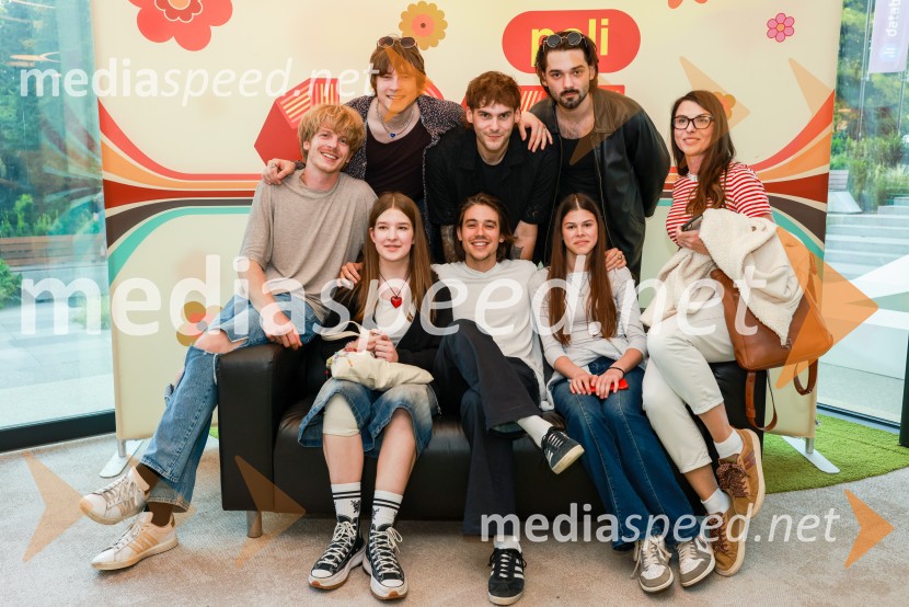  Jure Maček,  Joker Out;  ... ;  Kris  Guštin, Joker Out;  Bojan Cvjetićanin, Joker Out;  Nace  Jordan, Joker Out;  Jan  Peteh, Joker Out;  ... ;  ... Ekskluzivni koncert Joker out ob 50-letnici Poli