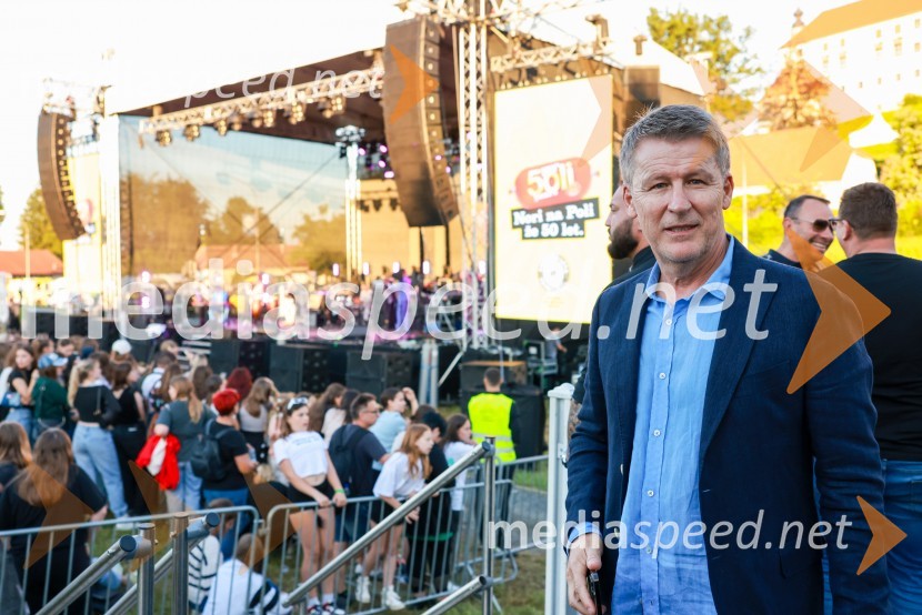  Enver Šišić, direktor skupine Perutnina Ptuj, d.o.o.Ekskluzivni koncert Joker out ob 50-letnici Poli