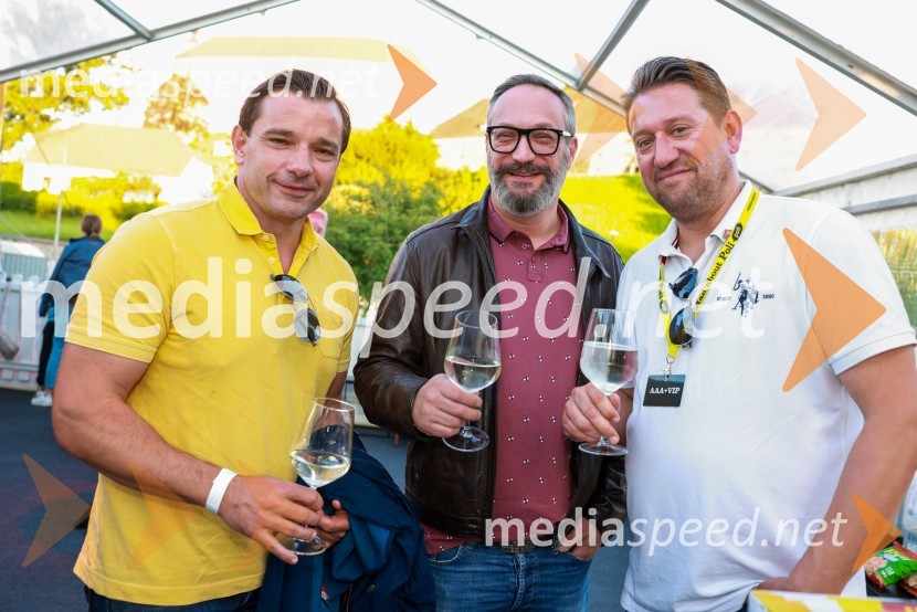  ... ;  ... ;  David Visenjak, direktor trženja, Perutnina Ptuj d. d.Ekskluzivni koncert Joker out ob 50-letnici Poli