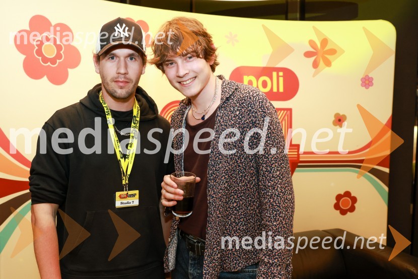  ... ;  Kris  Guštin, Joker OutEkskluzivni koncert Joker out ob 50-letnici Poli