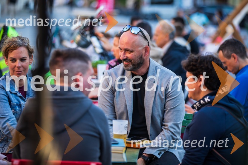  Simona Mohorič, ZTK Kranj;  Srečko Štagar, EventimKr' petek je, otvoritev poletja v Kranju