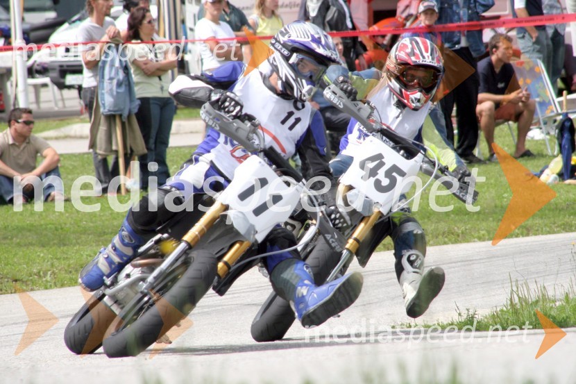 Gregor Burič (levo)HITROSTNI MOTOCIKLIZEM, DP4 - Pokal Tomos