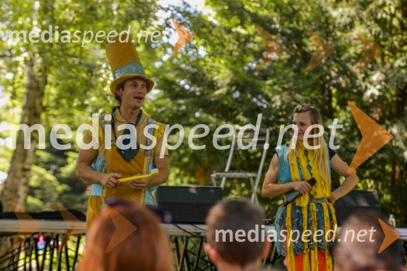  Matjaž  Kekec, Arbadakarba;  Tina Vrdjuka Kekec, ArbadakarbaDružinski festival Mačje mesto 2024