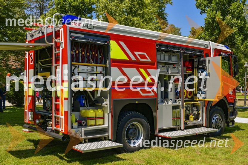 Družinski festival Mačje mesto 2024