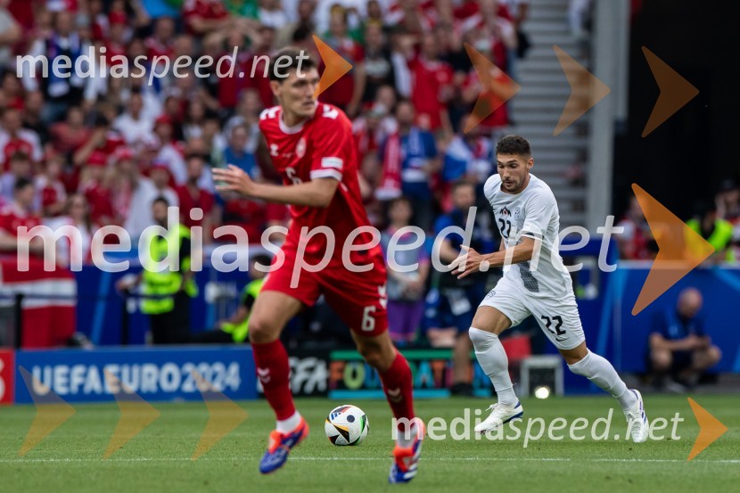  ... ;  Adam Gnezda Čerin, nogometašSlovenci osvojili prvo točko, SLOVENIJA DANSKA 1:1, EURO 2024