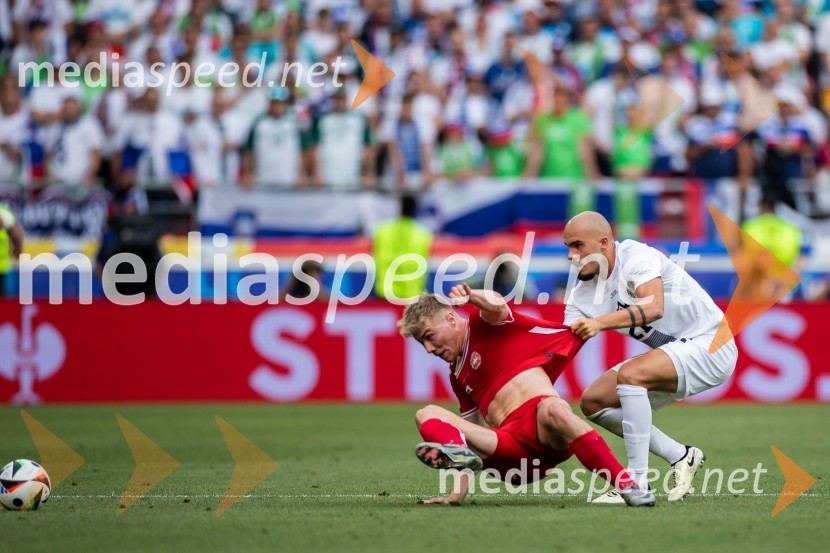  ... ;  Vanja Drkušić, nogometašSlovenci osvojili prvo točko, SLOVENIJA DANSKA 1:1, EURO 2024