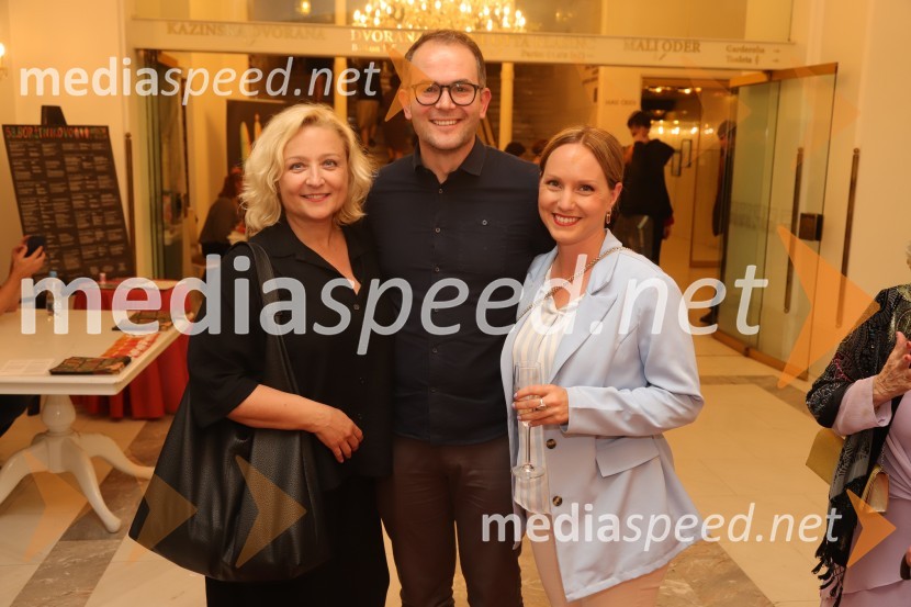  Nataša Barbara Gračner, režiserka in igralka;  ... ;  ... 59. Festival Borštnikovo srečanje, sklepna slovesnost s podelitvijo nagrad