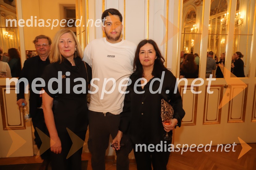  Andreja Japelj;  Lin Japelj;  Ksenija Mišič, igralka59. Festival Borštnikovo srečanje, sklepna slovesnost s podelitvijo nagrad